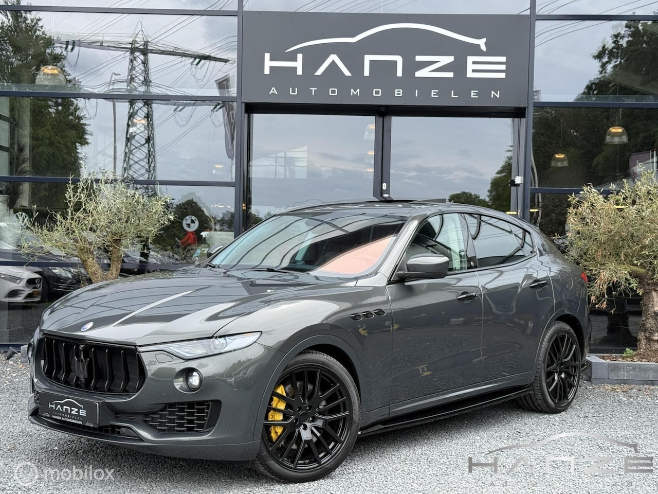 Maserati Levante - 3.0 V6 S|Q4|Maxton|360°|Luchtvering|Pano|HK - AutoWereld.nl