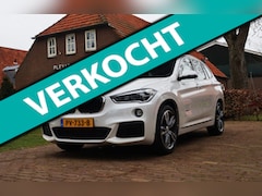 BMW X1 - SDrive20i High Executive Aut. | M-pakket | Stoelverwarming | Head-up | Camera | Trekhaak |