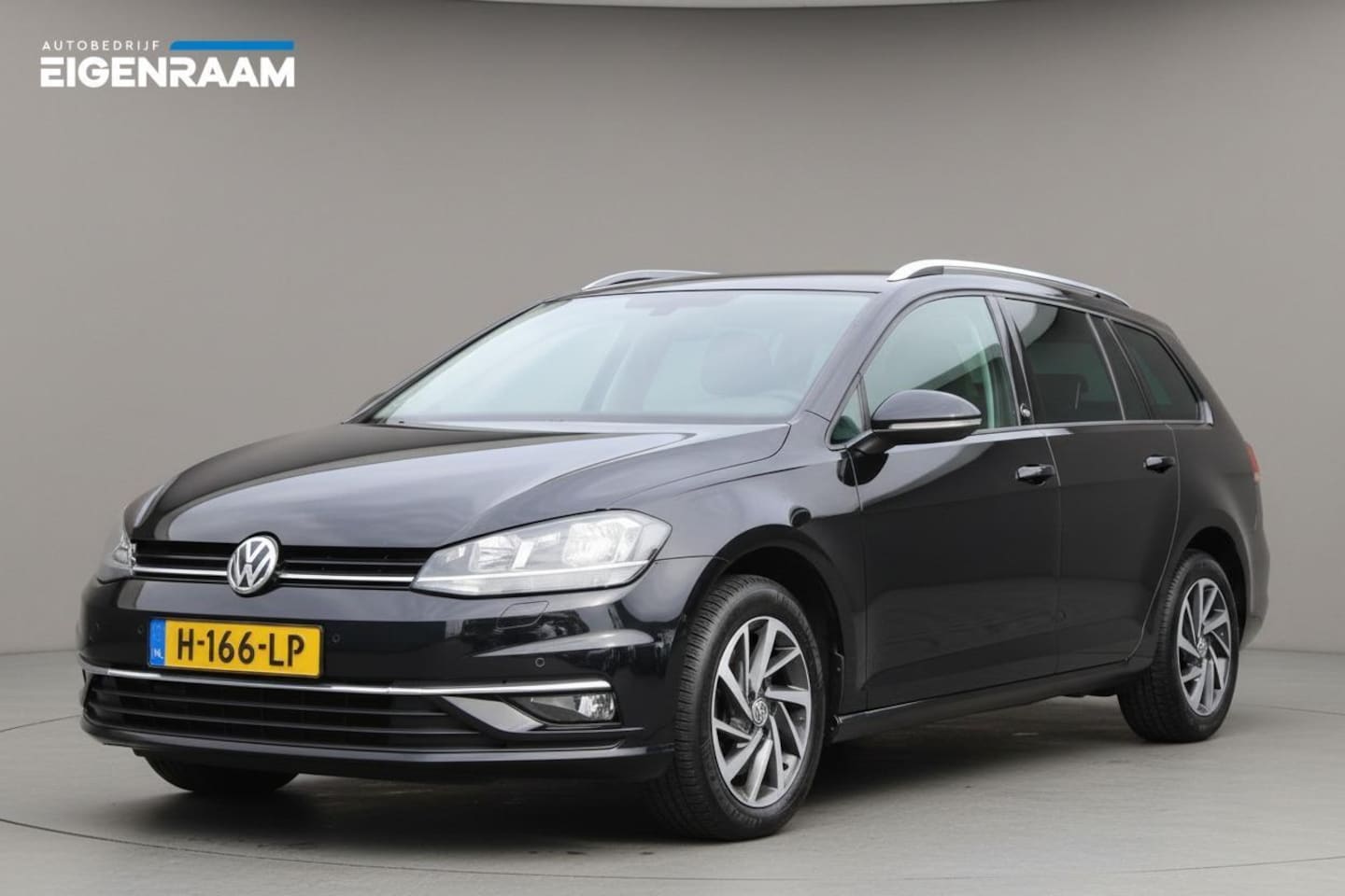 Volkswagen Golf Variant - 1.0TSI Highline | Facelift | ACC - AutoWereld.nl