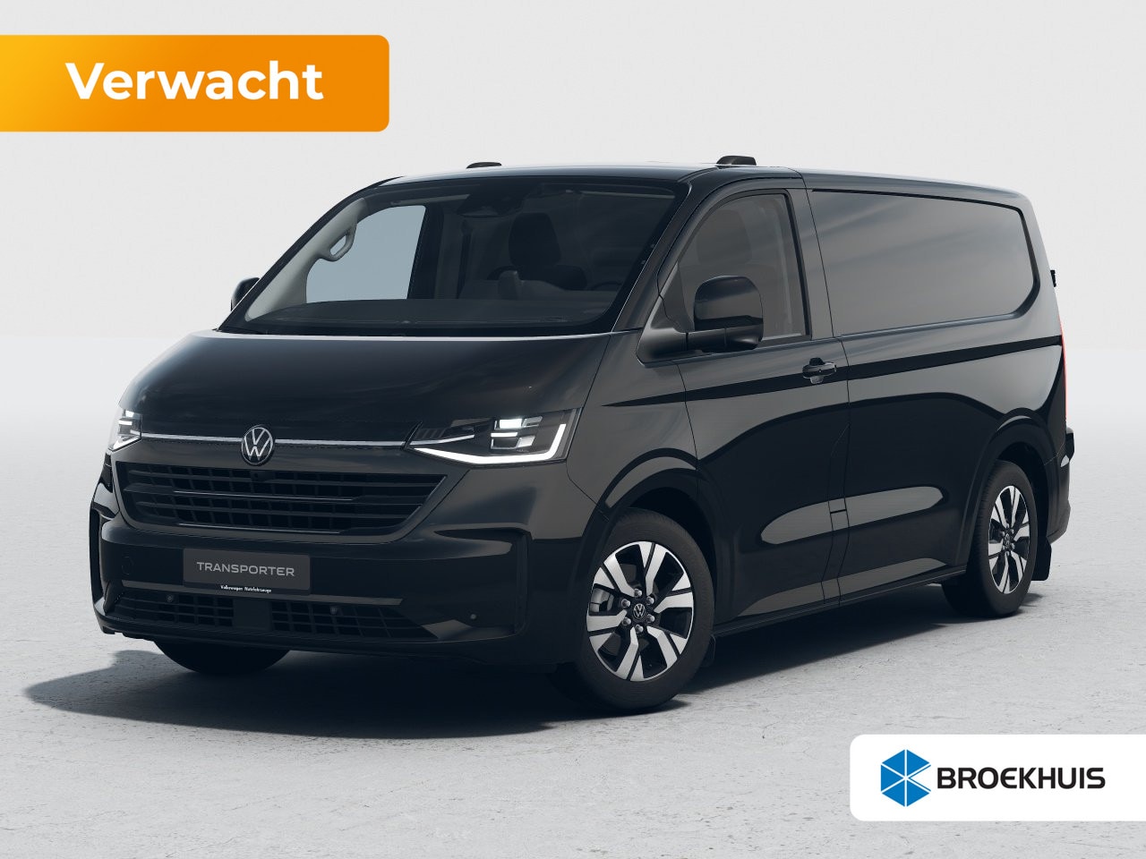 Volkswagen e-Transporter - 32 L1H1 Bulli 71 kWh | 12-V aansluitingen in de middenconsole en bij de D-stijl in de laad - AutoWereld.nl