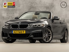 BMW 2-Serie - 218i M Sport High Executive Automaat (GROOT NAVI, M PAKKET, DEALER ONDERHOUDEN, LEDER, STO