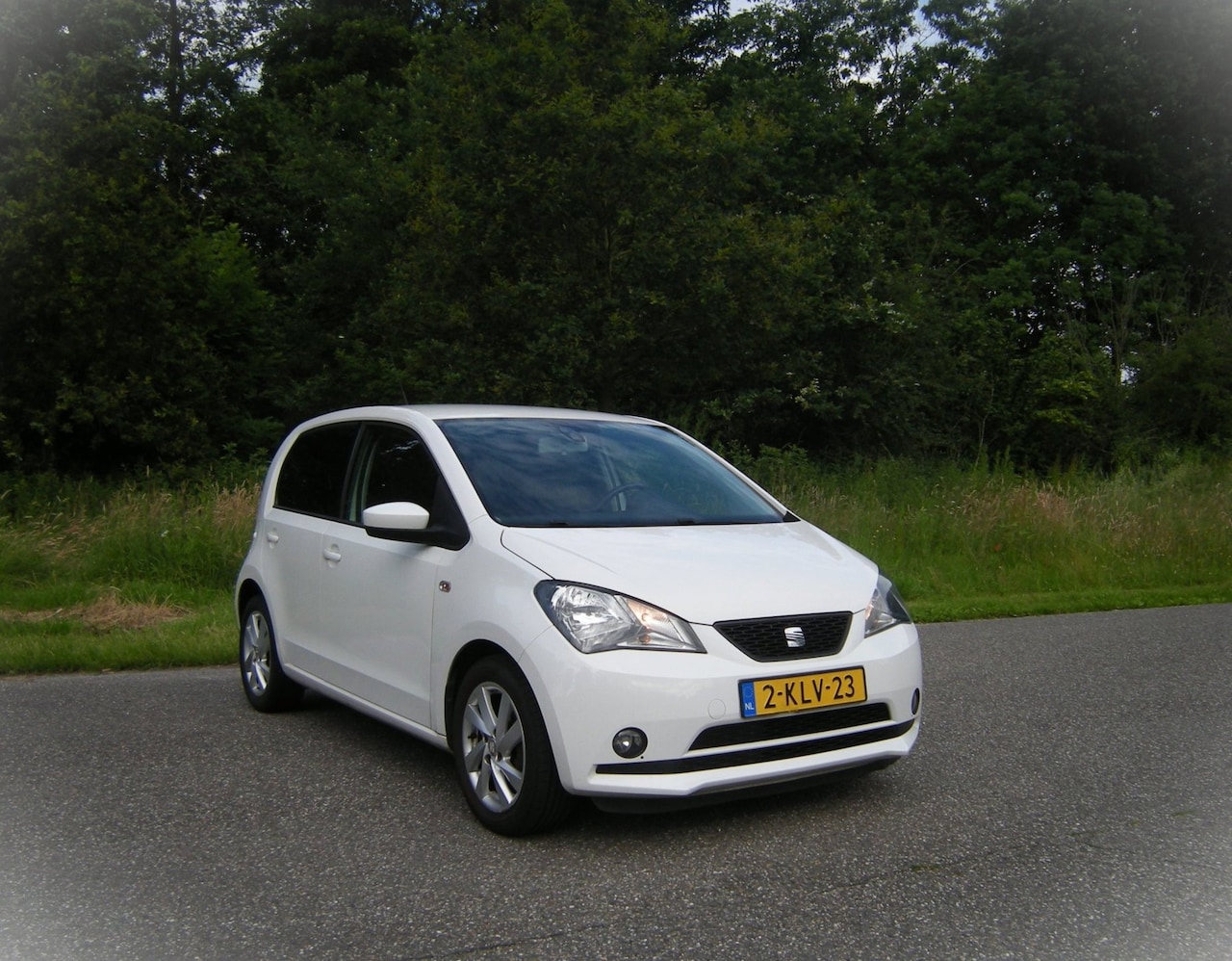 SEAT Mii - 1.0 Style Sport . 5 Drs . Airco . Elec ramen en spiegels . enz - AutoWereld.nl