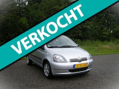 Toyota Yaris - 1.3-16V VVT-i Sol . AUTOMAAT , geen apk