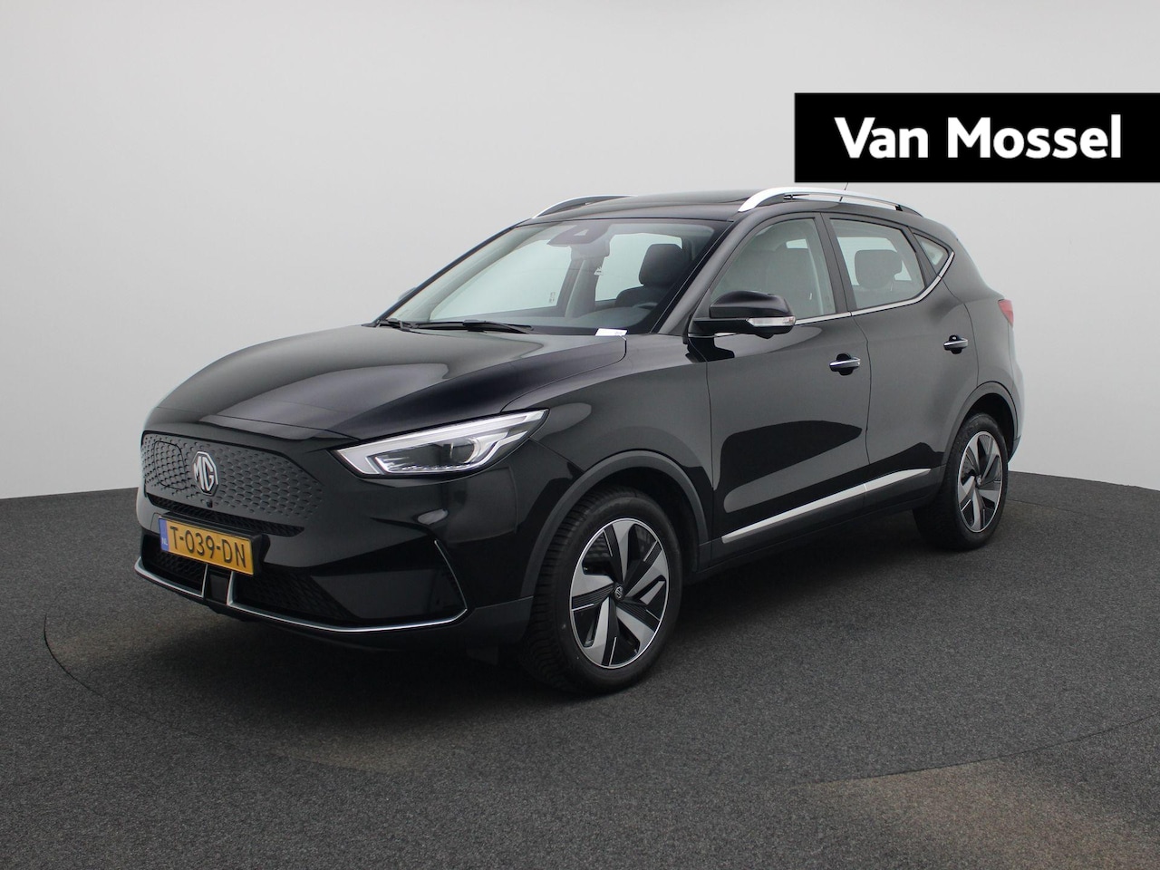 MG ZS - EV Long Range Luxury 70 kWh - AutoWereld.nl