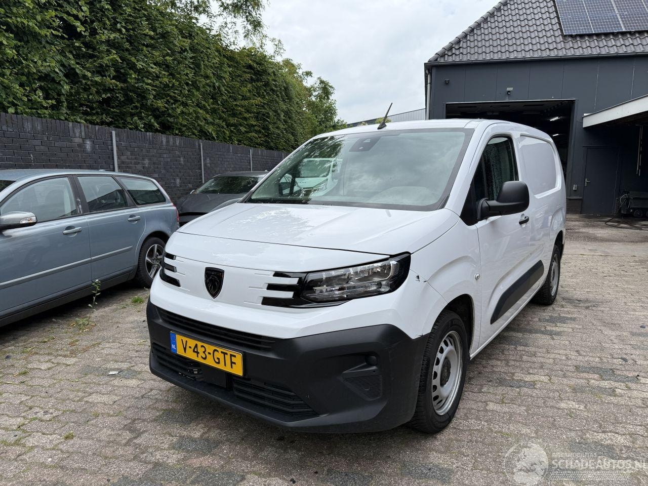Peugeot Partner - 1.5 BlueHDi 100 S&S L2 1.5 BlueHDi 100 S&S L2 - AutoWereld.nl