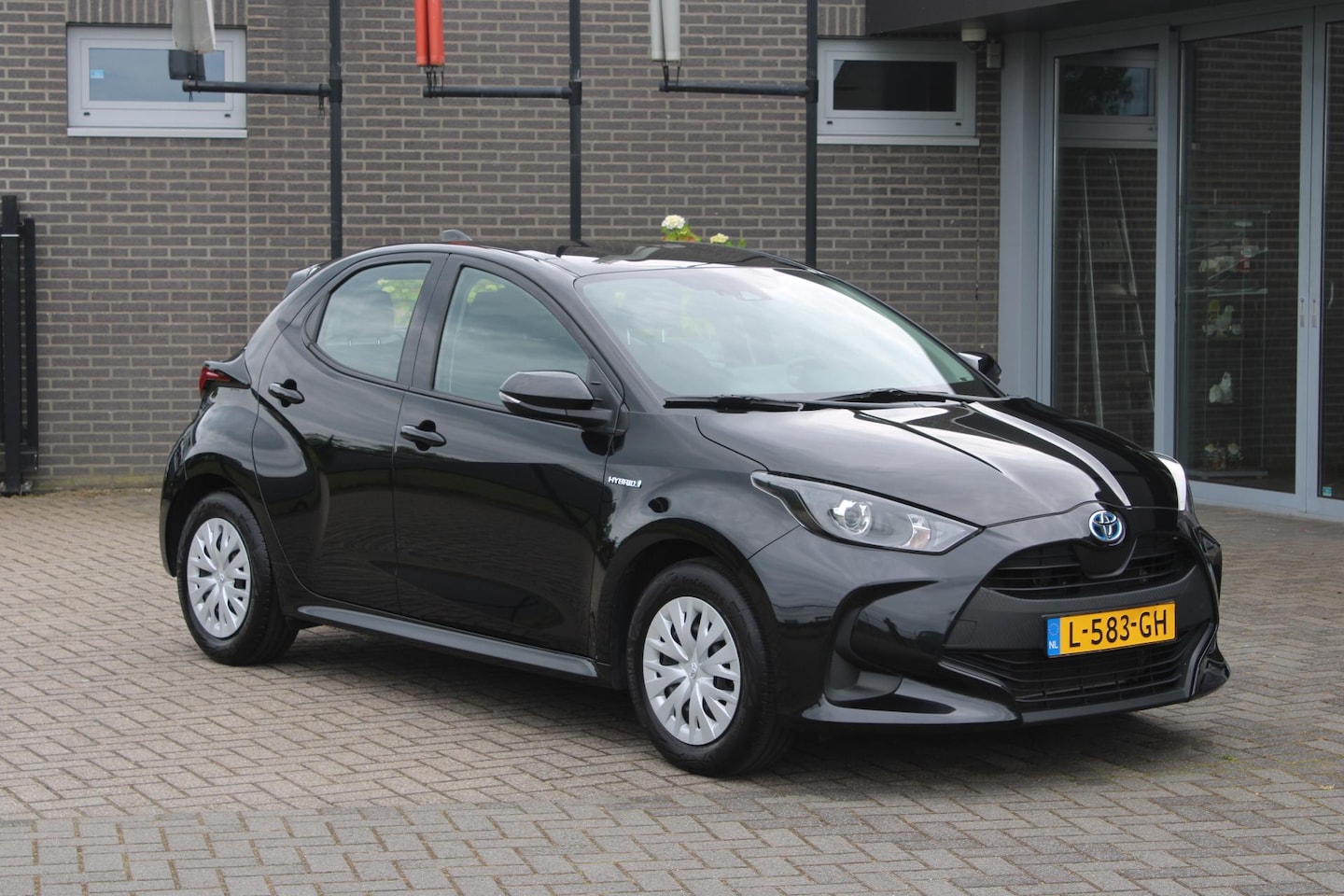Toyota Yaris - 1.5 Hybrid Active AppleAndroid/Adaptive/Camera NL Auto!! - AutoWereld.nl