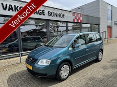 Volkswagen Touran - 1.6 Business CRUISE-CLIMA-TREKHAAK