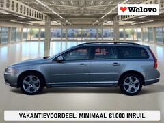 Volvo V70 - 2.5T Momentum Leder, trekhaak, Rijklaar+Garantie