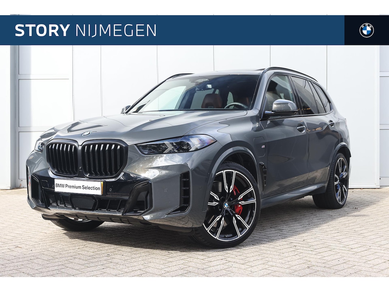 BMW X5 - xDrive50e M Sport Automaat / Trekhaak / Panoramadak / Comfort Access / Stoelventilatie / M - AutoWereld.nl