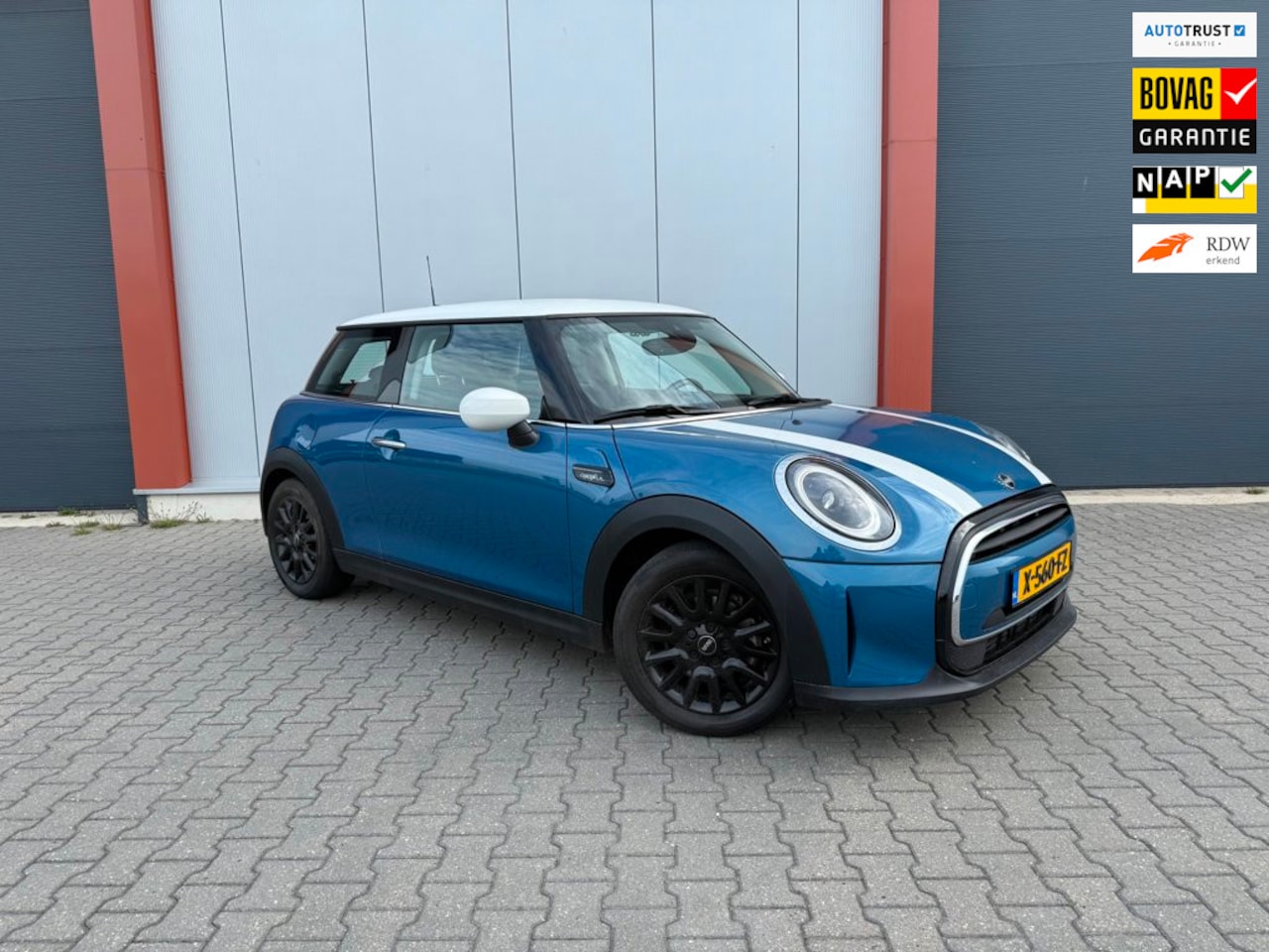 MINI 3-Deurs - 1.5 Cooper Camden Edition Automaat - AutoWereld.nl