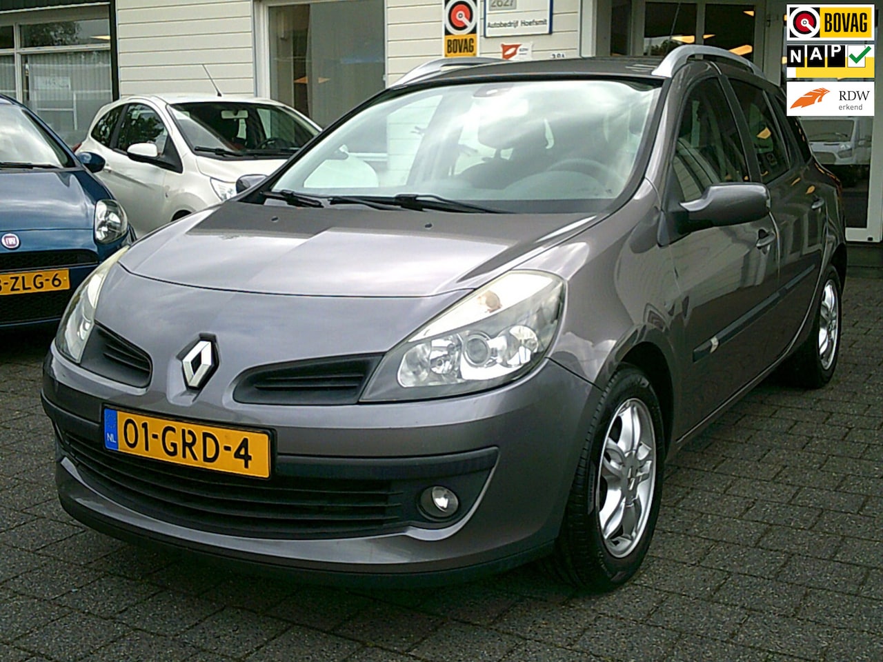 Renault Clio Estate - 1.2 TCE Corporate Sport 1.2 TCE Corporate Sport - AutoWereld.nl