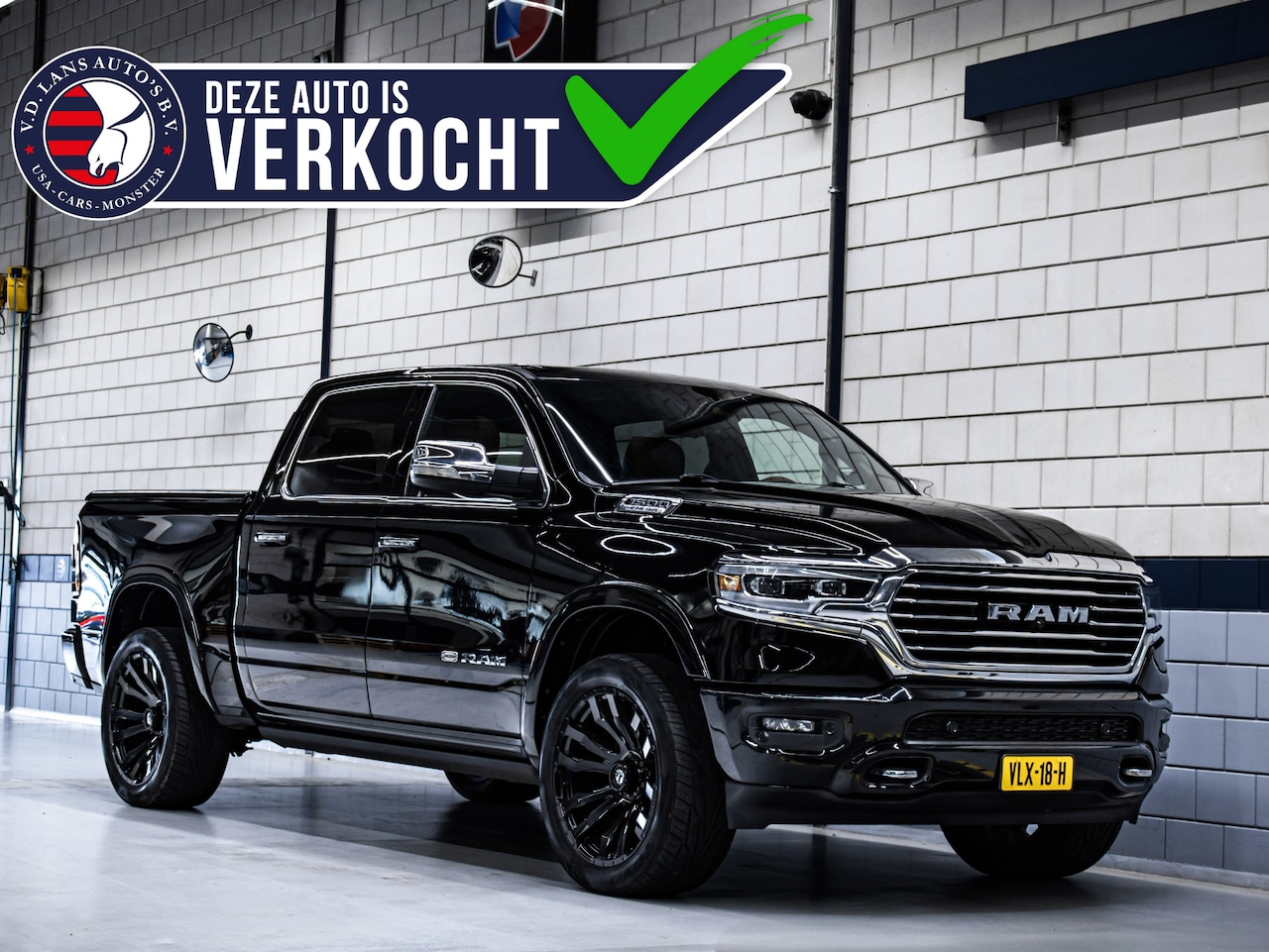 Dodge Ram 1500 - Longhorn | 5.7L Hemi V8 Automaat | 4x4 1e Eigenaar - AutoWereld.nl