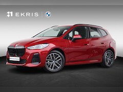 BMW 2-serie Active Tourer - 225e xDrive M Sportpakket | Stuurwielrand verwarmd | Comfort Access | panoramadak | Stoelv