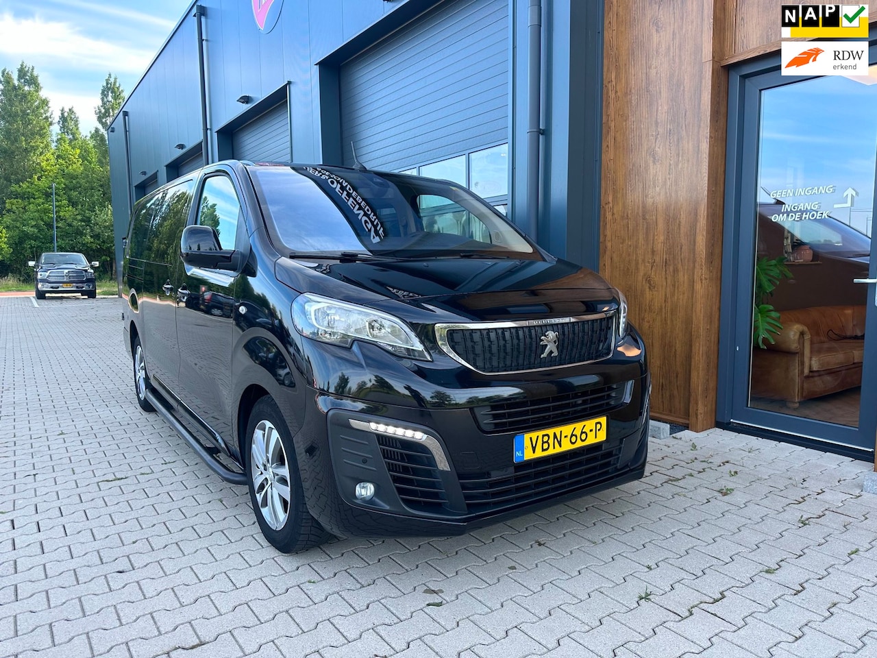 Peugeot Expert - 2.0 BlueHDI 180 Long Asphalt Dubbele cabine l camera l 180pk - AutoWereld.nl