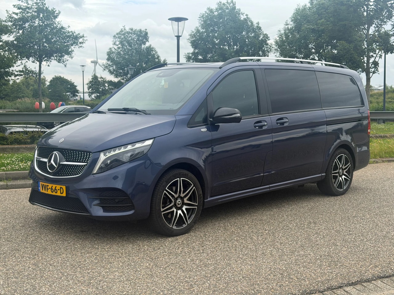 Mercedes-Benz V-klasse - 300D Lang Automaat Airco Navi Luchtvering Memory stoelen - AutoWereld.nl