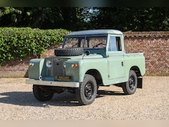 Land Rover 88 - IIA "Regular with truck cab" Rich in patina and well-maintained by its last owner - "The I