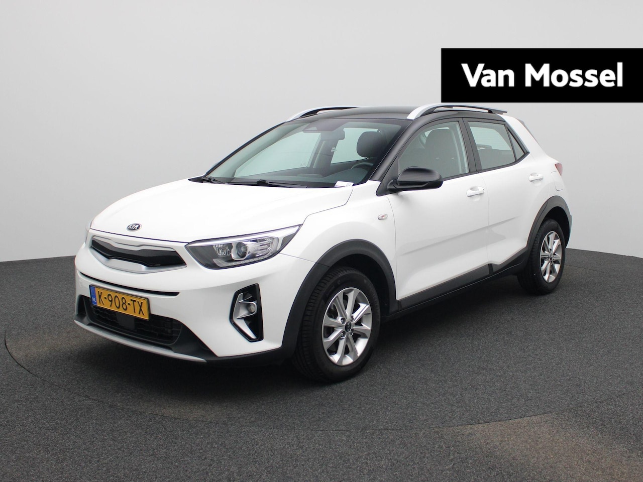 Kia Stonic - 1.0 T-GDi MHEV DynamicLine | Apple Carplay / Android Auto | Parkeer sensoren | Navigatie | - AutoWereld.nl