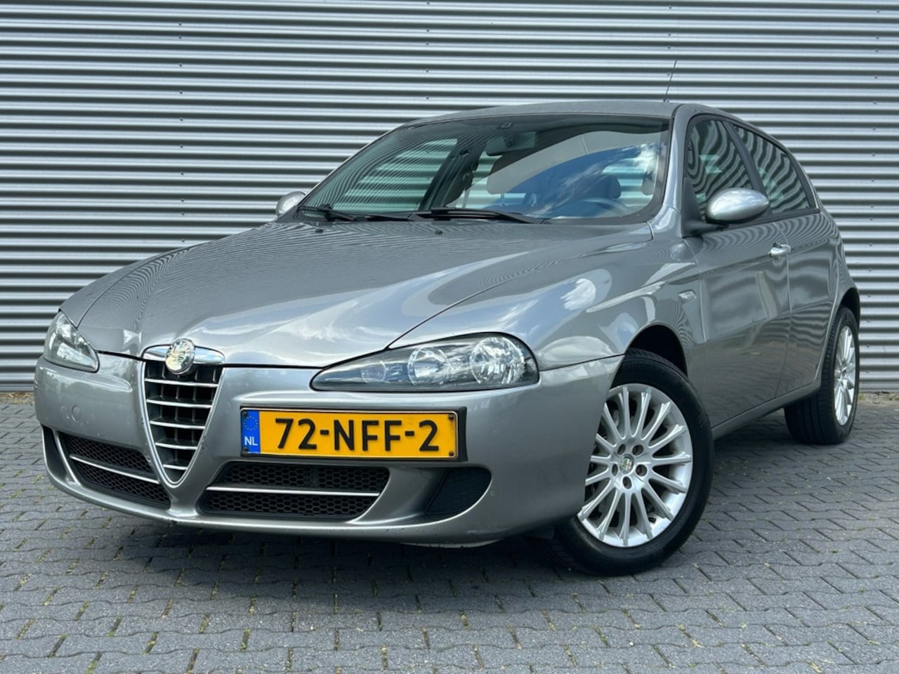 Alfa Romeo 147 - 1.6 T.Spark Impression | Airco | Leder | Bluetooth | APK | - AutoWereld.nl