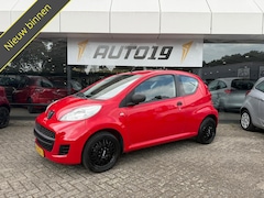 Peugeot 107 - 1.0-12V Petit Filou