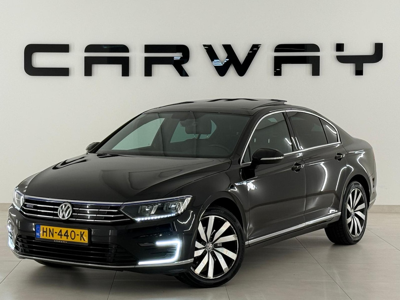 Volkswagen Passat - 1.4 TSI GTE Highline PHEV Panoramadak NAP NL-auto - AutoWereld.nl