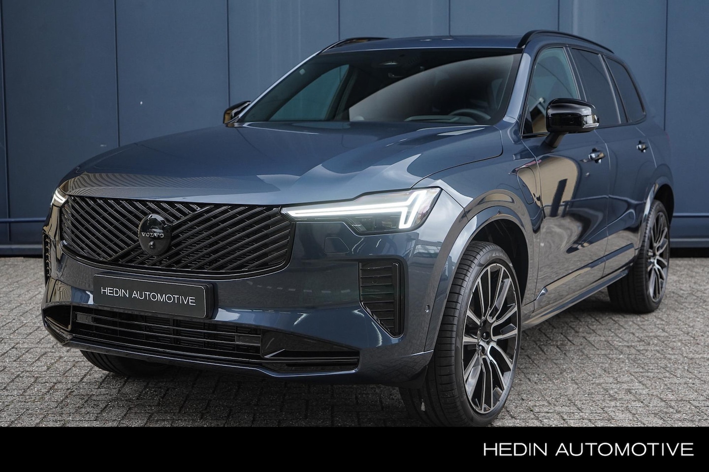 Volvo XC90 - 2.0 T8 Plug-in hybrid AWD Ultra Black Ed. Exec. | Luchtvering | Bowers&Wilkins audio | Gev - AutoWereld.nl