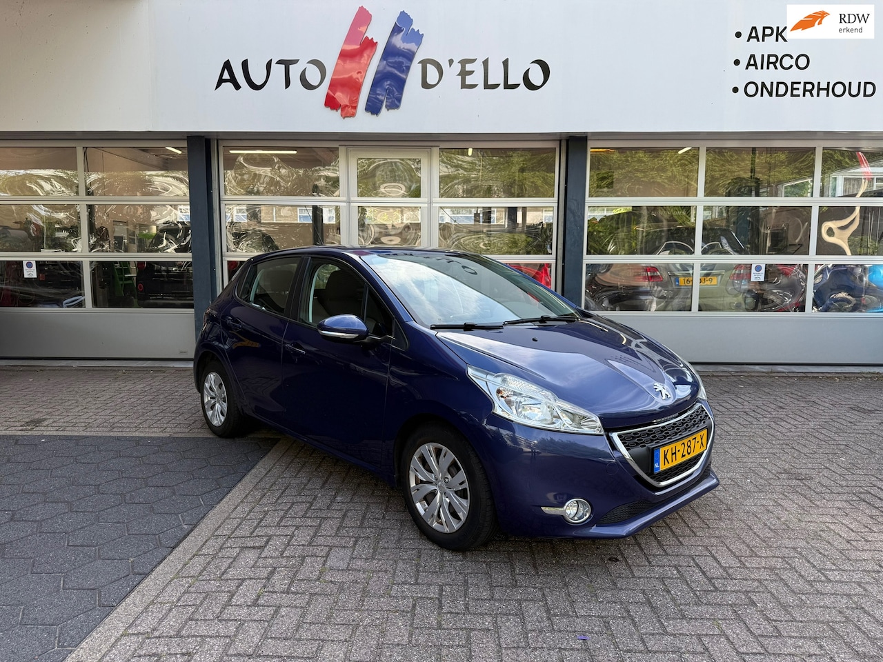 Peugeot 208 - 1.2 VTi Allure AIRCO|DISTRIBUTIE VERVANGEN - AutoWereld.nl
