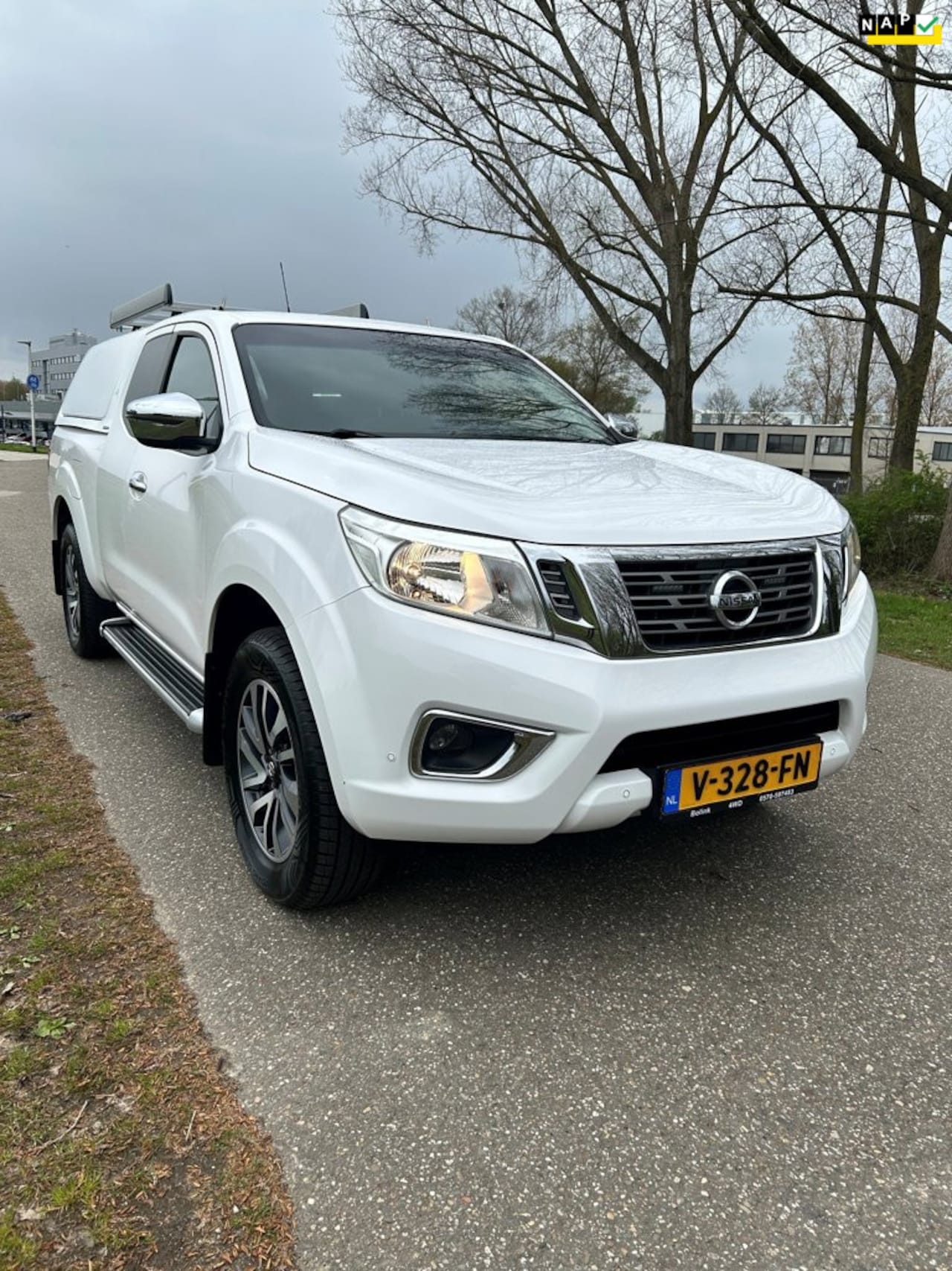 Nissan Navara - 2.3 dCi Visia Double Cab Snoeks 2.3 dCi Visia Double Cab Snoeks - AutoWereld.nl