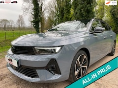 Opel Astra Sports Tourer - 1.2 Turbo GS Pano Stuur- Stoelverw