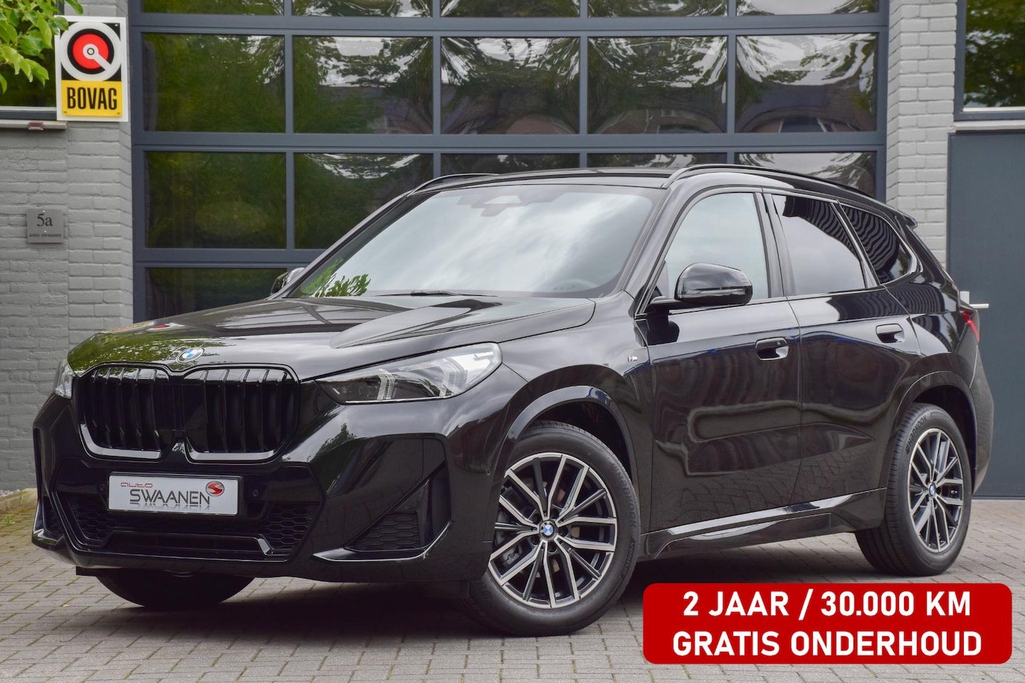 BMW X1 - sDrive18i M Sport | CarPlay | Camera | Fabrieksgarantie - AutoWereld.nl
