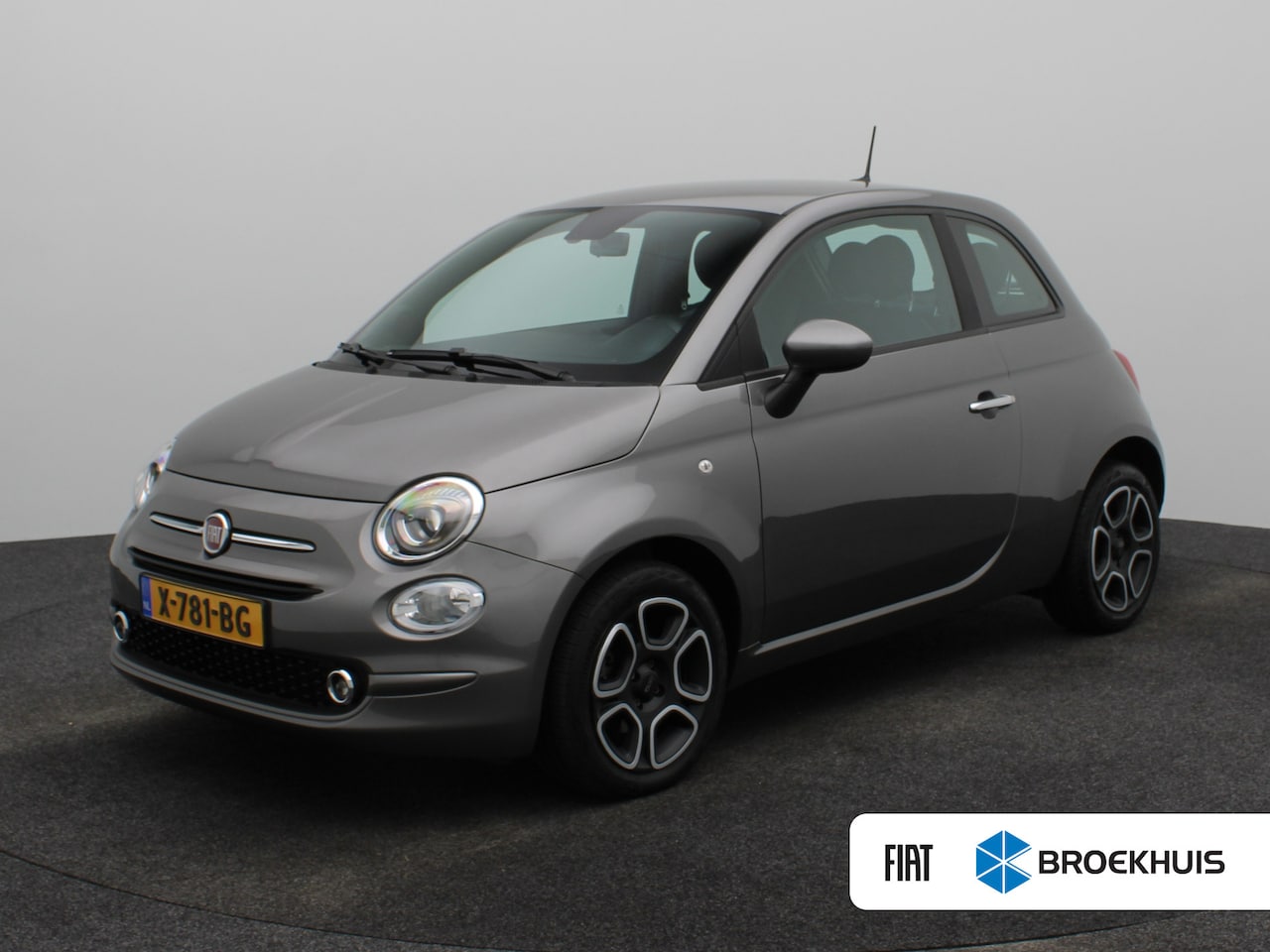 Fiat 500 - 1.0 Hybrid Club Cruise Control | Climate Control | Apple Carplay/Android Auto | Parkeersen - AutoWereld.nl