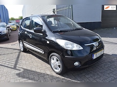 Hyundai i10 - 1.25i i-Catcher NIEUWE APK AIRCO 4 NIEUWE BANDEN