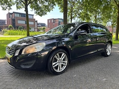 Volvo V60 - 2.0 D3 Momentum