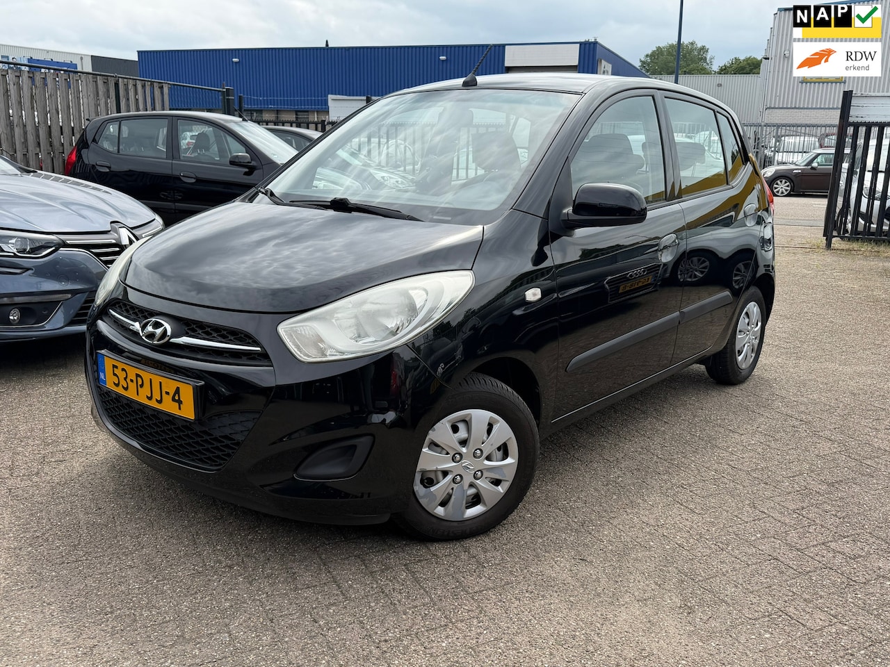 Hyundai i10 - 1.2 i-Drive Cool / Airco / Elek. pakket / NAP - AutoWereld.nl