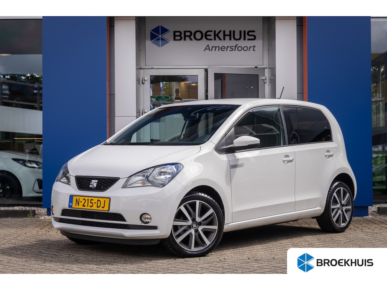 SEAT Mii Electric - electric Plus | Cruise control | Climate control | Parkeersensoren Achter | Stoelverwarmin - AutoWereld.nl