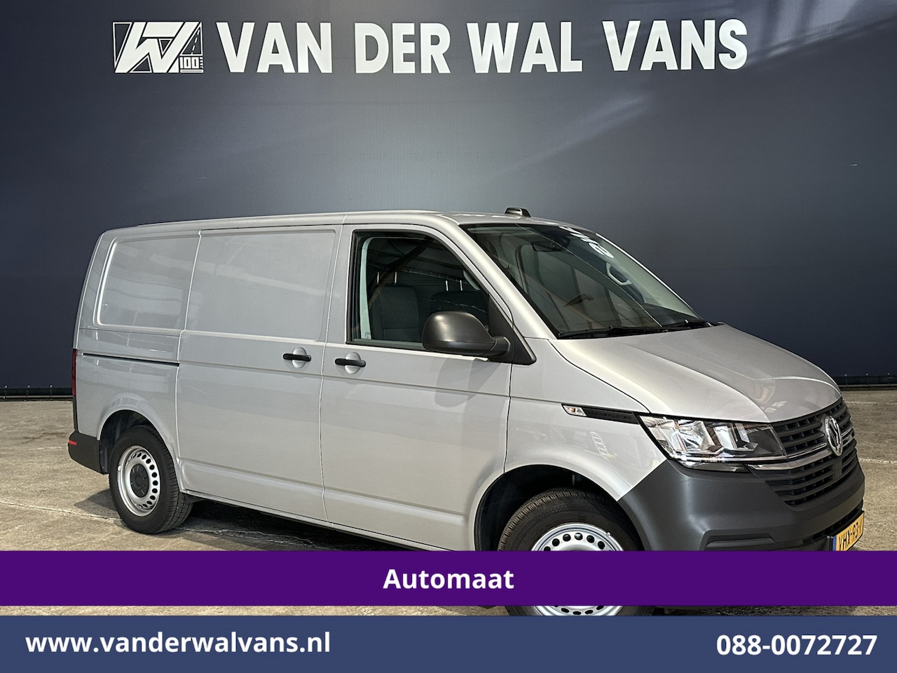 Volkswagen Transporter - 2.0 TDI 150pk Automaat L1H1 Inrichting Euro6 Airco | Navigatie | Apple Carplay | Cruisecon - AutoWereld.nl