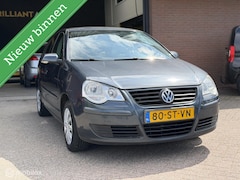 Volkswagen Polo - 1.4-16V Trendline AIRCO|5 DEURS|APK 5/2027