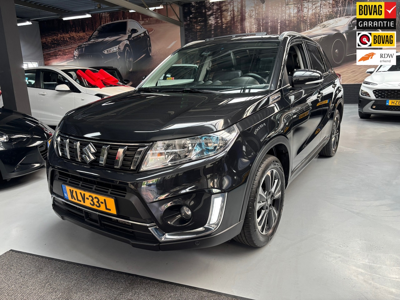Suzuki Vitara - 1.0 Boosterjet Stijl / Panorama Dak /Navi - AutoWereld.nl