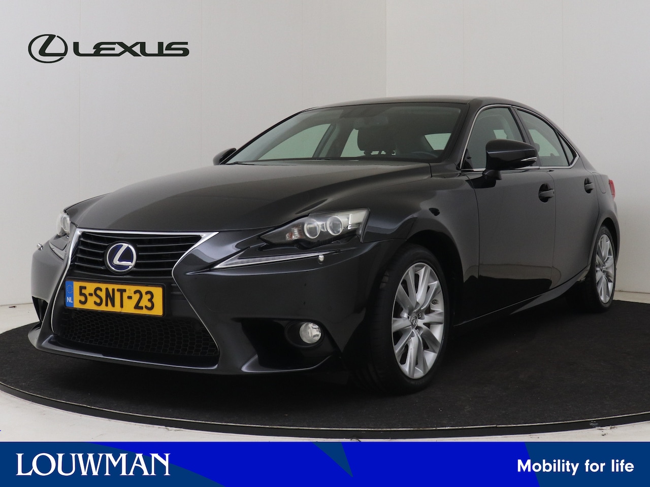 Lexus IS - 300h Luxury Line | Dealer Onderhouden | Mark Levinson | Memory Seat | Stoelverwarming & Ko - AutoWereld.nl