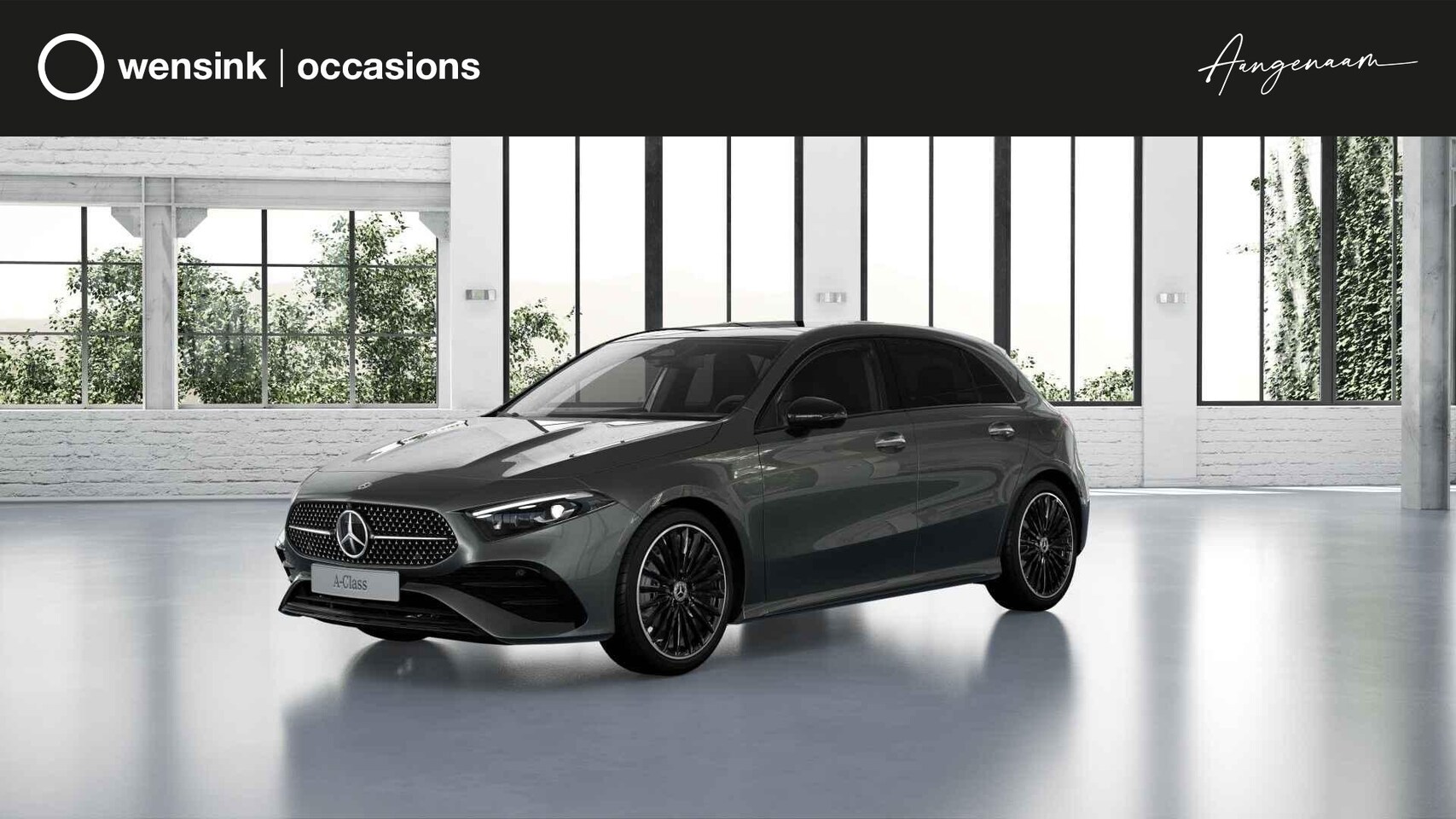Mercedes-Benz A-klasse - 180 Business Solution AMG | Panoramadak | Premium Plus | Nightpakket | 19" Multispaak AMG - AutoWereld.nl
