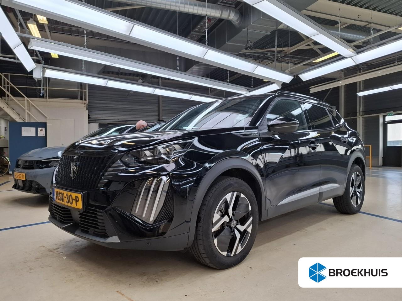 Peugeot 2008 - 1.2 Hybrid 145 GT | Automaat | Navigatie | Camera voor + achter | Massage | Stoelverwarmin - AutoWereld.nl