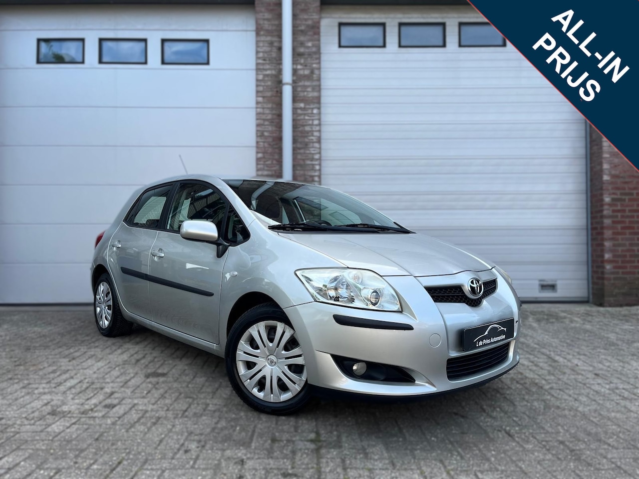 Toyota Auris - 1.6-16V Sol N.a.P/Nette auto/Garantie - AutoWereld.nl