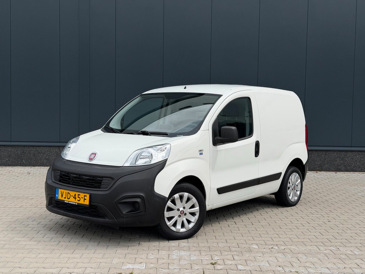 Fiat Fiorino - 1.3 MJ | BTW | AIRCO | SCHUIFDEUR | - AutoWereld.nl