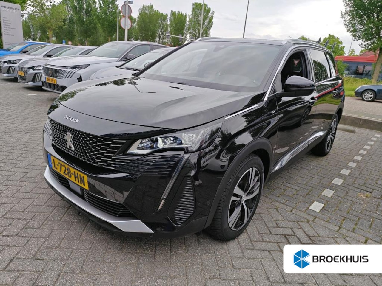 Peugeot 5008 - 1.2 PureTech EAT8 GT | Automaat | Navigatie | Camera | Panorama/schuifdak | Focal | Elektr - AutoWereld.nl