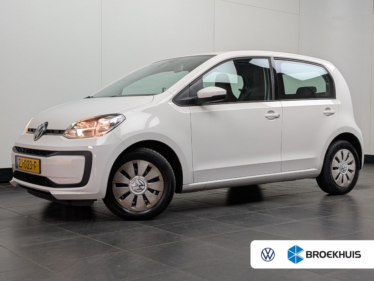 Volkswagen Up! - 1.0 BMT 60 pk move | Parkeersensoor achter | Airco | Bluetooth | - AutoWereld.nl