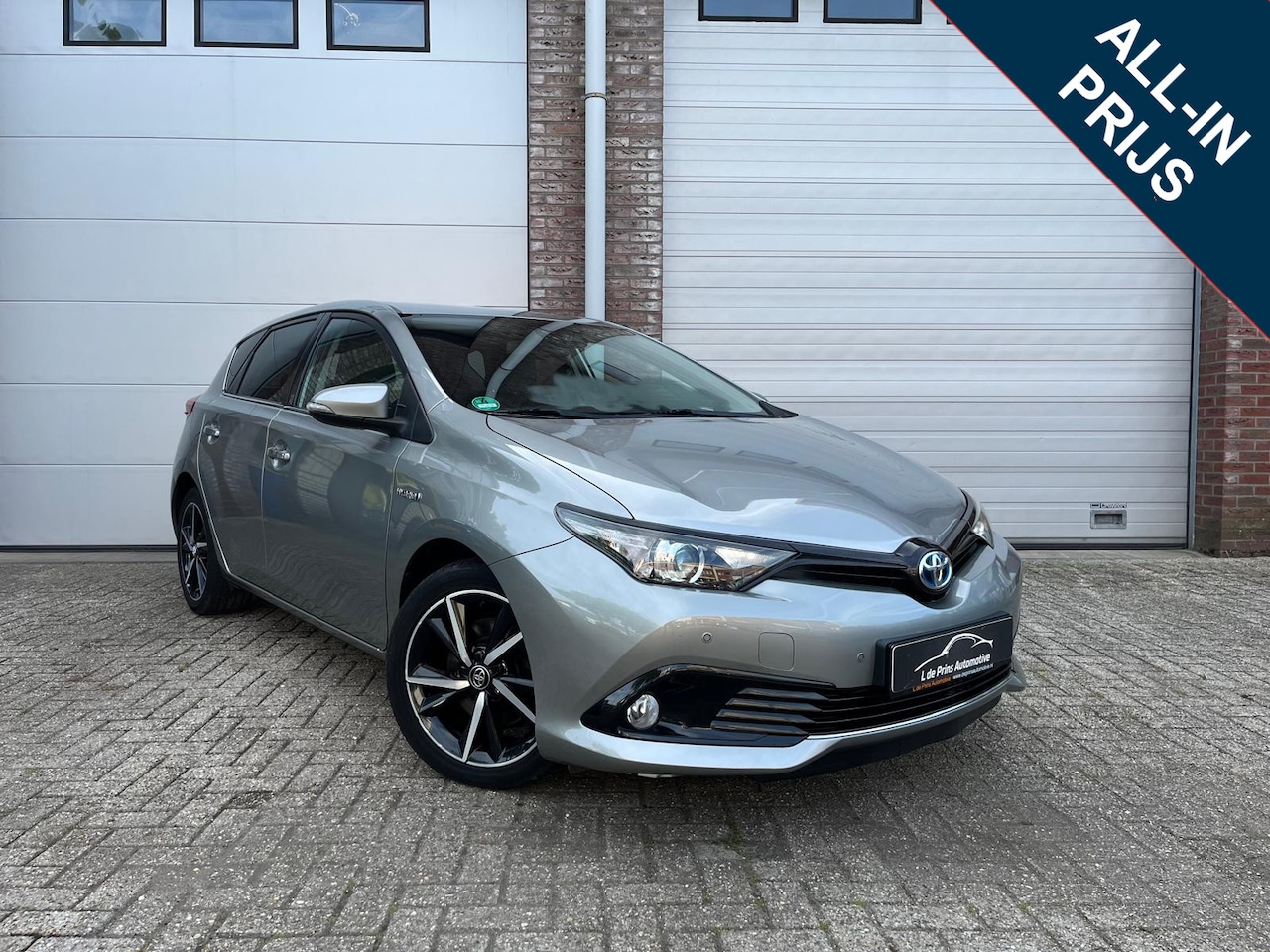 Toyota Auris - 1.8 Hybrid Team D Dealer oh/Camera/garantie - AutoWereld.nl