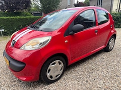 Peugeot 107 - 1.0-12V XR