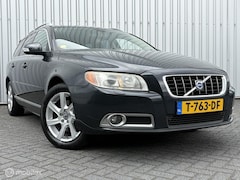 Volvo V70 - 2.5T Summum | Aut | leder | Youngtimer | 2008 | Trekhaak | Xenon | Volledige historie |