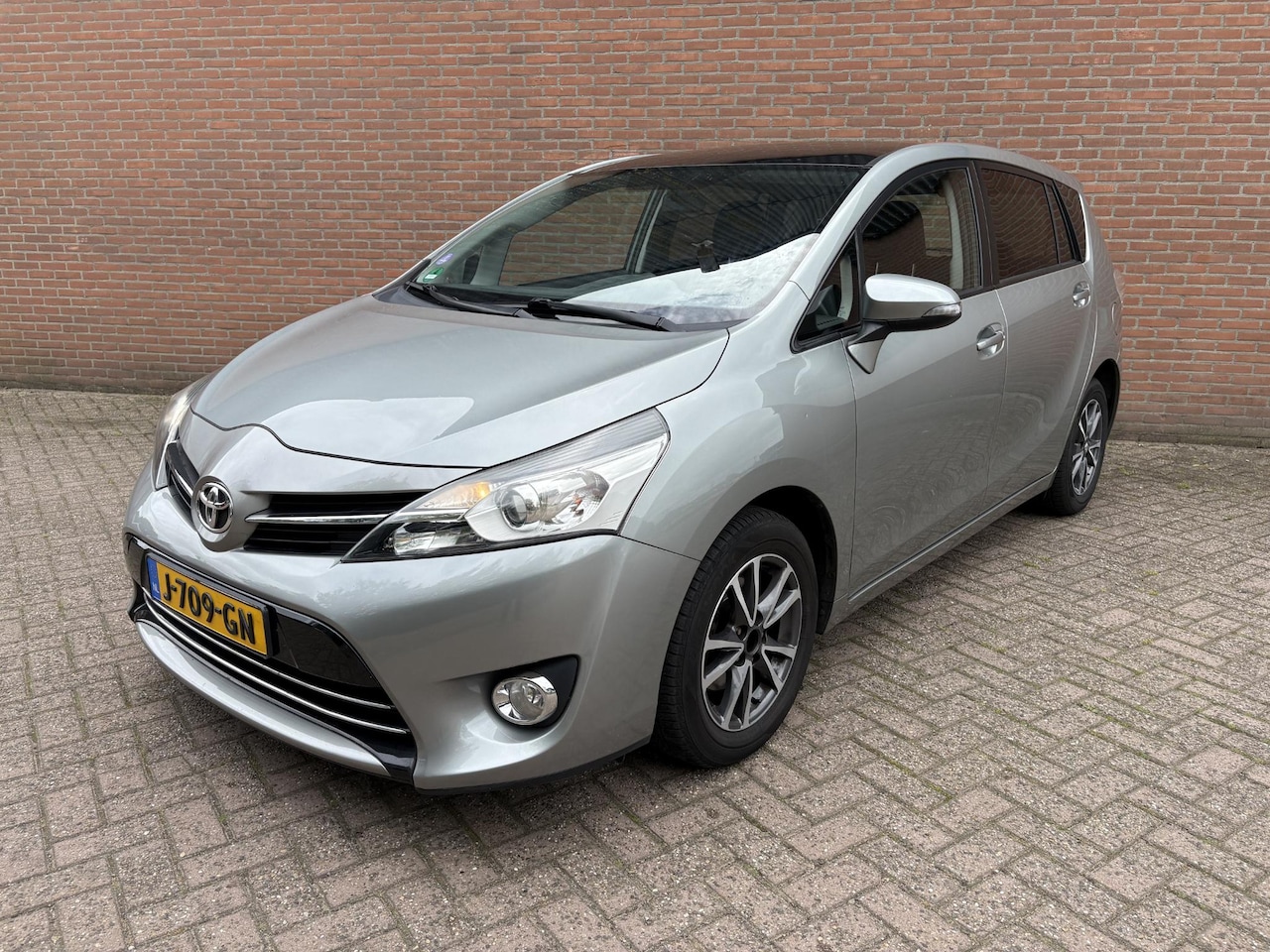 Toyota Verso - 1.6 VVT-i Business Nw Model - Panorama - AutoWereld.nl