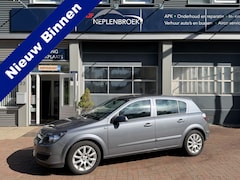 Opel Astra - 1.6 Essentia Bj 2006 Airco, Trekhaak, Cruise, Lmv
