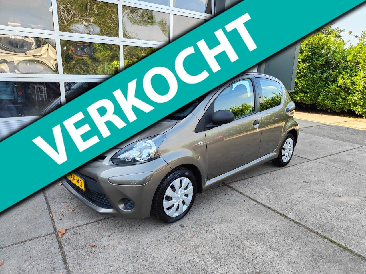 Toyota Aygo - 1.0 VVT-i Now 5-deurs airco - AutoWereld.nl